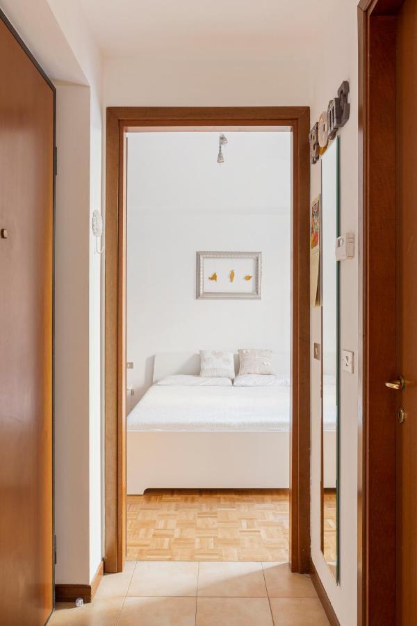Comfy Apartment In Corso Como Milánó Kültér fotó